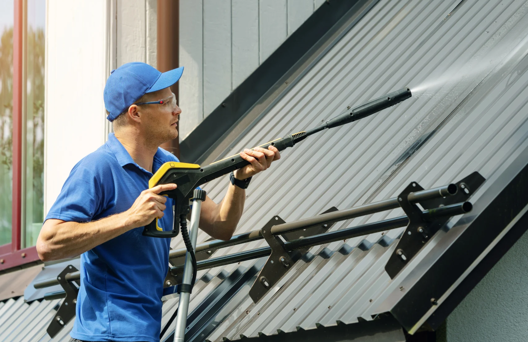 Window Cleaning (78807166-8492-42a8-8fec-a51fdbc8b590)